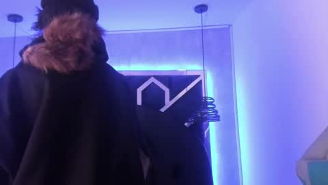   online show from 11, 3, 2025