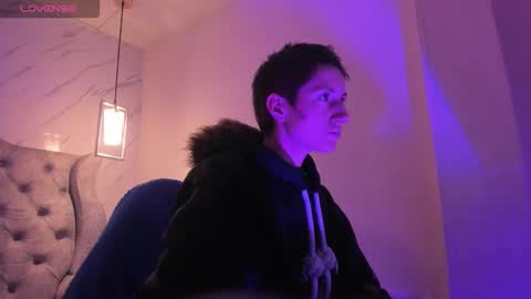   online show from 25, 2, 2026