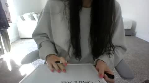 Snapshot of fierce_chick chatting on 12, 10, 2025 fierce_chick online show from 12, 10, 2025