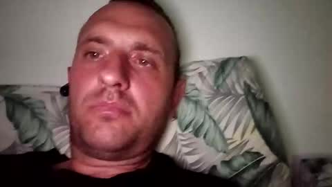 Snapshot of figonik chatting on 19, 10, 2025 Nick online show from 19, 10, 2025