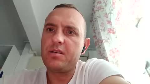 Snapshot of figonik chatting on 17, 11, 2025 Nick online show from 17, 11, 2025