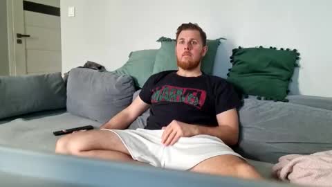 fiolkamil online show from 3, 3, 2025