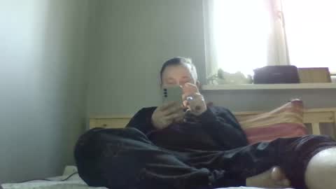 Snapshot of filipek757 chatting on 26, 12, 2024 filipek757 online show from 26, 12, 2024