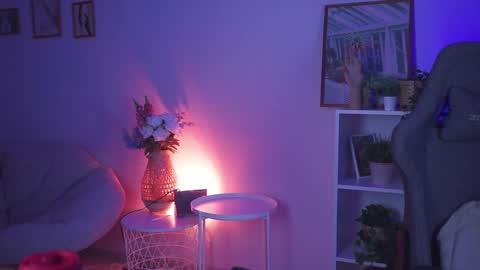 cap and Lana  online show from 7, 12, 2024