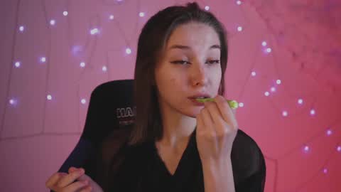 cap and Lana  online show from 8, 1, 2025