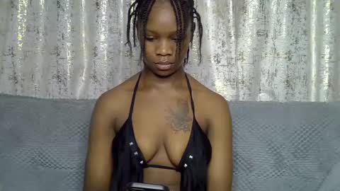 Snapshot of fine_queen12 chatting on 1, 7, 2026 fine_queen12 online show from 1, 7, 2026