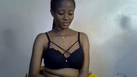 Snapshot of fine_slim chatting on 4, 10, 2025 slimmie online show from 4, 10, 2025