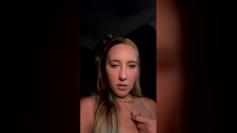 fineshytdaisy online show from 5, 12, 2025