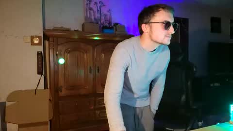 FingerExpert online show from 10, 10, 2025