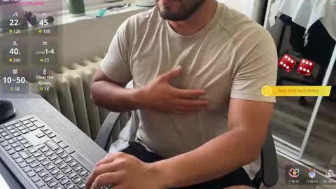 Snapshot of finition_ chatting on 6, 10, 2025 finition_ online show from 6, 10, 2025