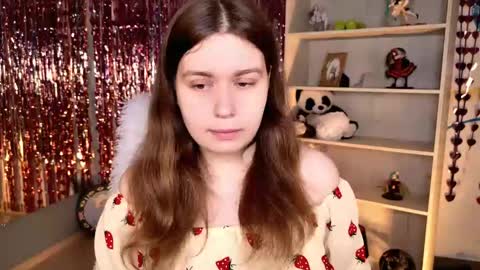Snapshot of fioramarmoris chatting on 13, 5, 2026 fiora online show from 13, 5, 2026