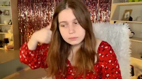 Snapshot of fioramarmoris chatting on 17, 5, 2026 fiora online show from 17, 5, 2026