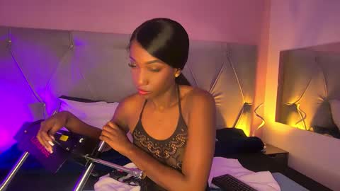 Fiorela Lenin  online show from 27, 9, 2025