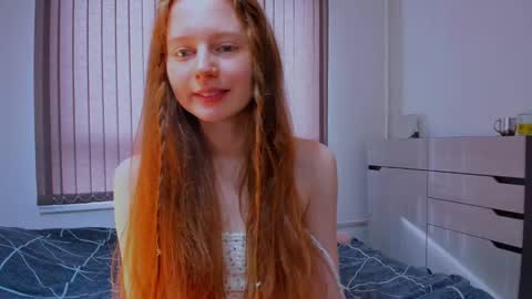 Snapshot of fire_luna chatting on 4, 2, 2025 fire_luna online show from 4, 2, 2025