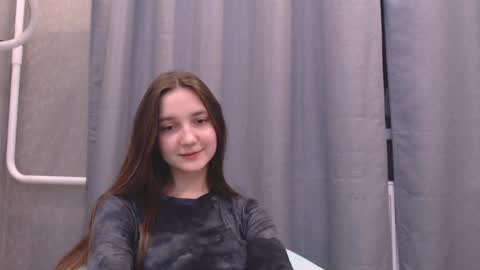 fireflies_fly_ online show from 22, 1, 2025