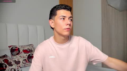 Nicolas online show from 9, 1, 2026