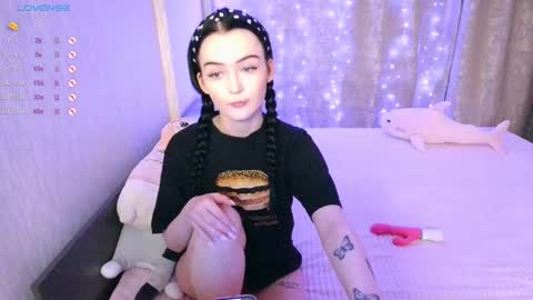 ALICESTEVEVECTOR pvt open  online show from 9, 3, 2025