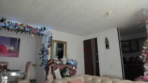 Snapshot of fit_fray chatting on 20, 12, 2024 FRAIDER online show from 20, 12, 2024