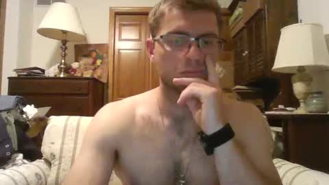 Snapshot of fitkink33 chatting on 8, 6, 2026 fitkink33 online show from 8, 6, 2026