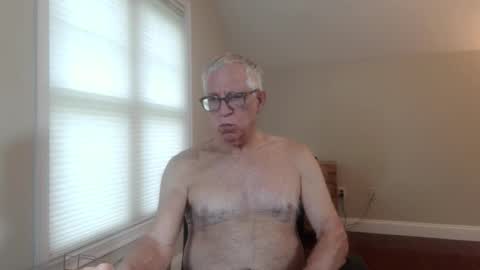 Snapshot of fitman999 chatting on 27, 5, 2026 Jon online show from 27, 5, 2026