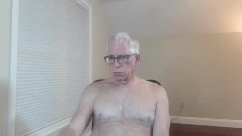 Snapshot of fitman999 chatting on 28, 5, 2026 Jon online show from 28, 5, 2026