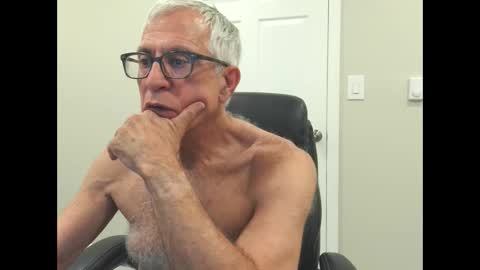 Snapshot of fitman999 chatting on 8, 6, 2026 Jon online show from 8, 6, 2026