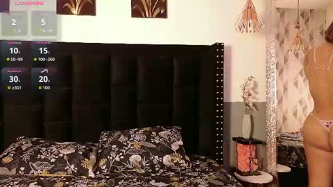 Snapshot of fitmommy_curves chatting on 24, 6, 2026 GISELLE online show from 24, 6, 2026