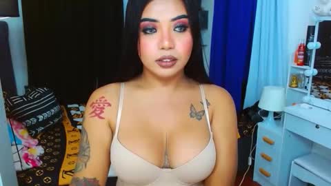 FLAMARA online show from 4, 2, 2026