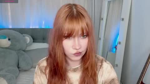 Snapshot of fleur_fox chatting on 29, 5, 2026 fleur_fox online show from 29, 5, 2026