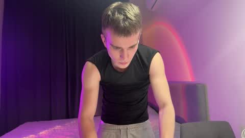 Snapshot of flikyy chatting on 8, 1, 2026 flikyy online show from 8, 1, 2026