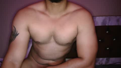 flirtsxxx online show from 4, 11, 2025