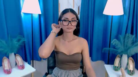 Snapshot of flirtymarga chatting on 27, 4, 2026 Marga online show from 27, 4, 2026