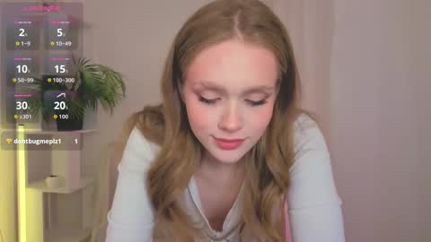 Snapshot of flirtypixy chatting on 29, 9, 2025 Polly online show from 29, 9, 2025