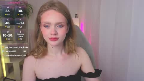 Snapshot of flirtypixy chatting on 30, 9, 2025 Polly online show from 30, 9, 2025