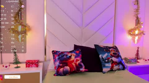 Snapshot of flor_deluna chatting on 5, 1, 2025 Luna online show from 5, 1, 2025