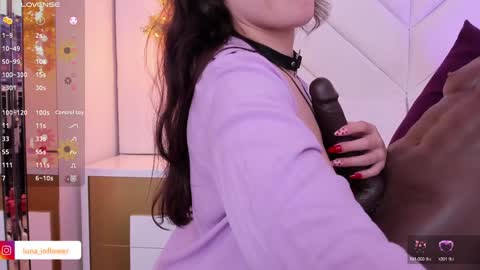 Snapshot of flor_deluna chatting on 15, 1, 2025 Luna online show from 15, 1, 2025