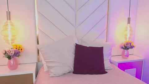 Snapshot of flor_deluna chatting on 15, 9, 2025 Luna online show from 15, 9, 2025