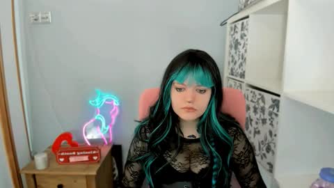 FloraKiss online show from 11, 3, 2026