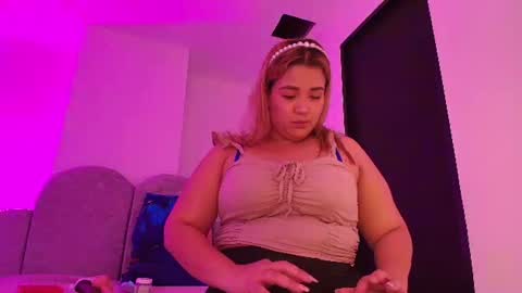 Snapshot of flordecayena_ chatting on 13, 7, 2026 Flordecayena online show from 13, 7, 2026