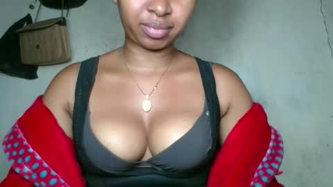 florencia011 online show from 27, 10, 2025