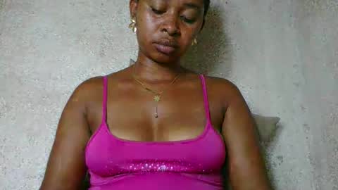 florencia011 online show from 5, 4, 2026