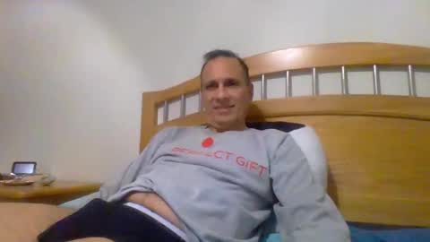 Snapshot of florida8921 chatting on 21, 5, 2026 Hero of the Misfits online show from 21, 5, 2026
