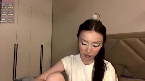 Snapshot of florinebolevice chatting on 8, 7, 2026 Lucy online show from 8, 7, 2026