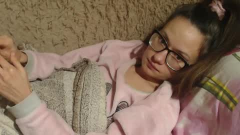 Snapshot of flowercandydoll chatting on 2, 12, 2024 say meow and send tip online show from 2, 12, 2024