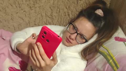 Snapshot of flowercandydoll chatting on 24, 12, 2024 say meow and send tip online show from 24, 12, 2024