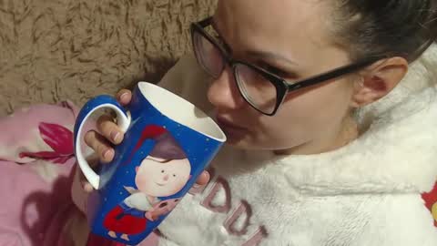 Snapshot of flowercandydoll chatting on 27, 12, 2024 say meow and send tip online show from 27, 12, 2024