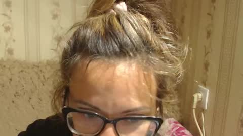 Snapshot of flowercandydoll chatting on 18, 9, 2025 say meow and send tip online show from 18, 9, 2025