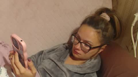 Snapshot of flowercandydoll chatting on 29, 9, 2025 say meow and send tip online show from 29, 9, 2025