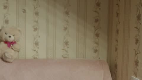 say meow and send tip  online show from 29, 10, 2025