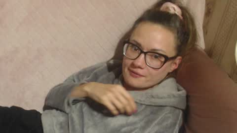 say meow and send tip  online show from 6, 11, 2025